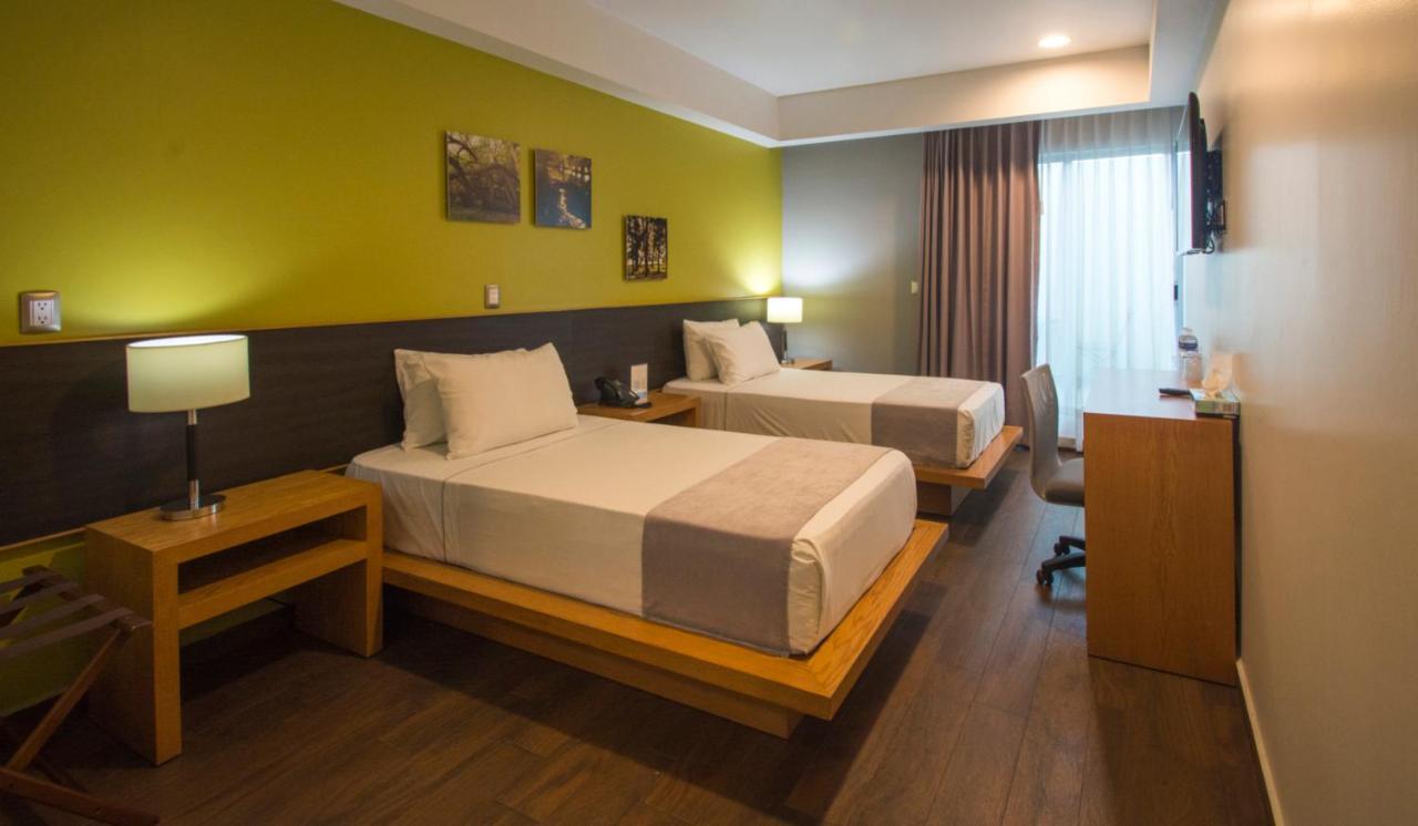 Concept Hotel ซาโมรา เด อิดาลโก ภายนอก รูปภาพ